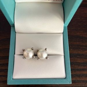 David Yurman large cable pearl diamond earrings